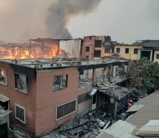 Economic Experts Lament Losses After Looting And Arson Of Properties In Lagos Economic Experts Lament Losses After Looting And Arson Of Properties In Lagos