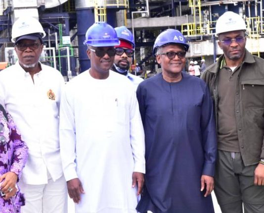Dangote Challenges NMDPRA, Tests Diesel In The Presence Of House Reps Leadership Dangote Challenges NMDPRA, Tests Diesel In The Presence Of House Reps Leadership